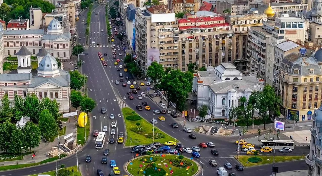 Sweet Luxury Three Rooms Apartment City Center Universitate Bucharest 0*,