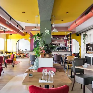 *** Hotel Greet Lyon Nord France